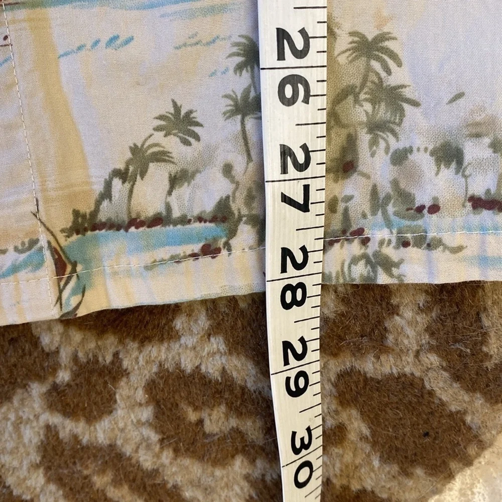 Hawaiian Button Down vintage Shirt Mens L ships sailboats Cotton Vacation Beach